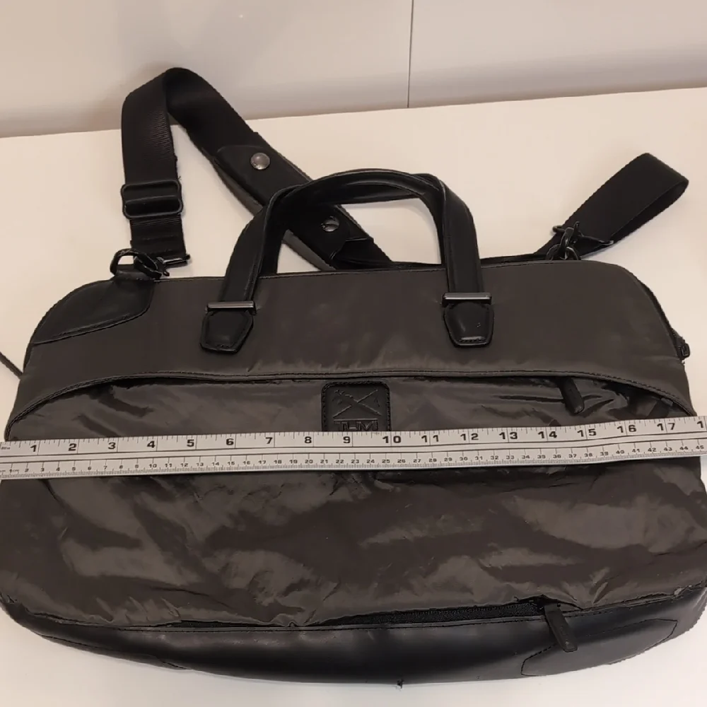 Tumi Virtue Victory Slim Gray Laptop Briefcase
